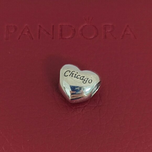 Jewelry - Pandora Chicago Exclusive Charm Heart Bead Charm Bracelet Hanging S925 Silver